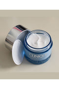 Buy Clinique Turnaround Overnight Revitalizing Moisturizer - 50ml in Pakistan