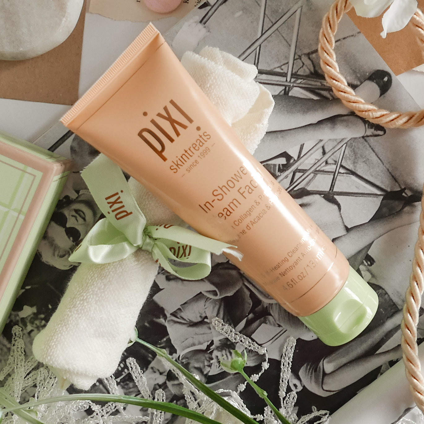 Buy Pixi Skintreats In-Shower Steam Facial - 135ml in Pakistan