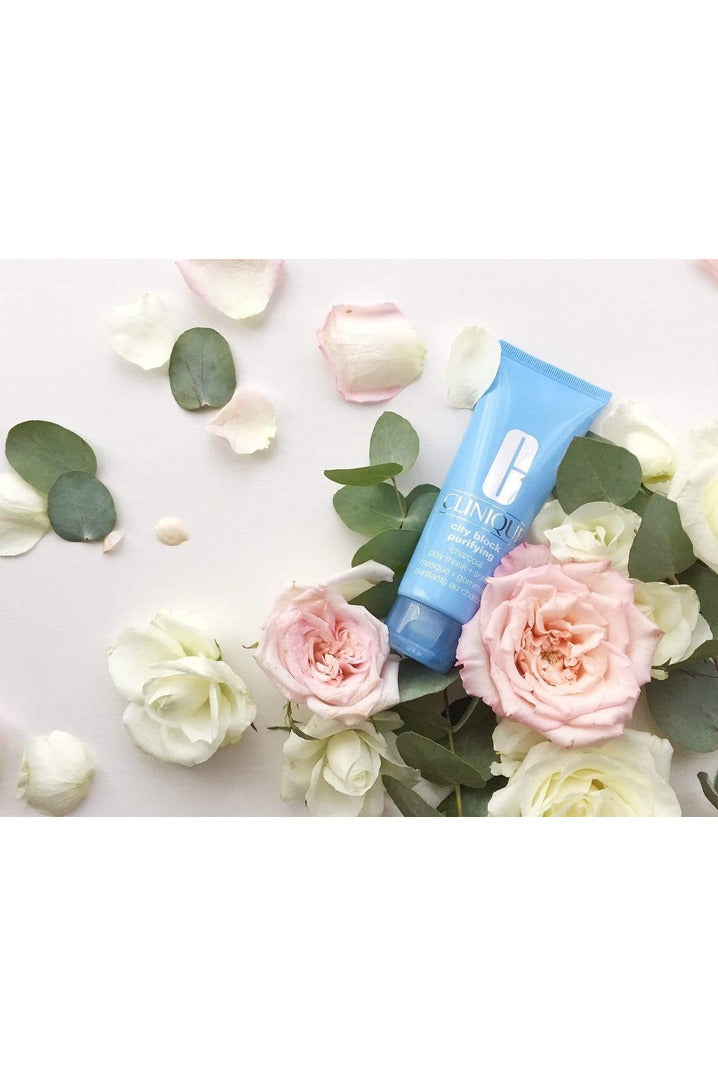 Buy Clinique City Block Purifying Charcoal Clay Mask + Scrub in Pakistan