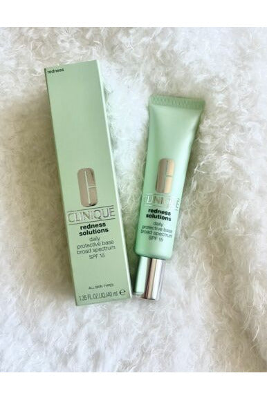 Buy Clinique Redness Solutions Daily Protective Base Cream SPF15 in Pakistan